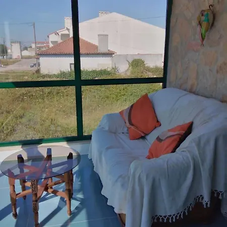 Avo Bolachas House בית נופש *