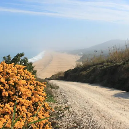 בית נופש Avo Bolachas House *