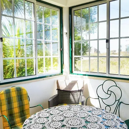 בית נופש Avo Bolachas House *